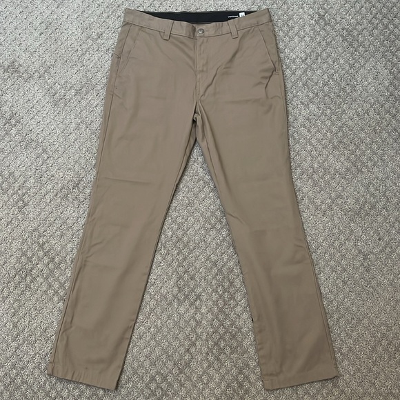 NWOT Volcom VMonty Pants - Khaki, Size 34 - Picture 2 of 3